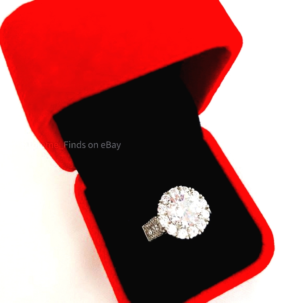 NEW 18K WHITE GOLD ROUND DIAMOND HALO RING w/Red Velvet Gift box